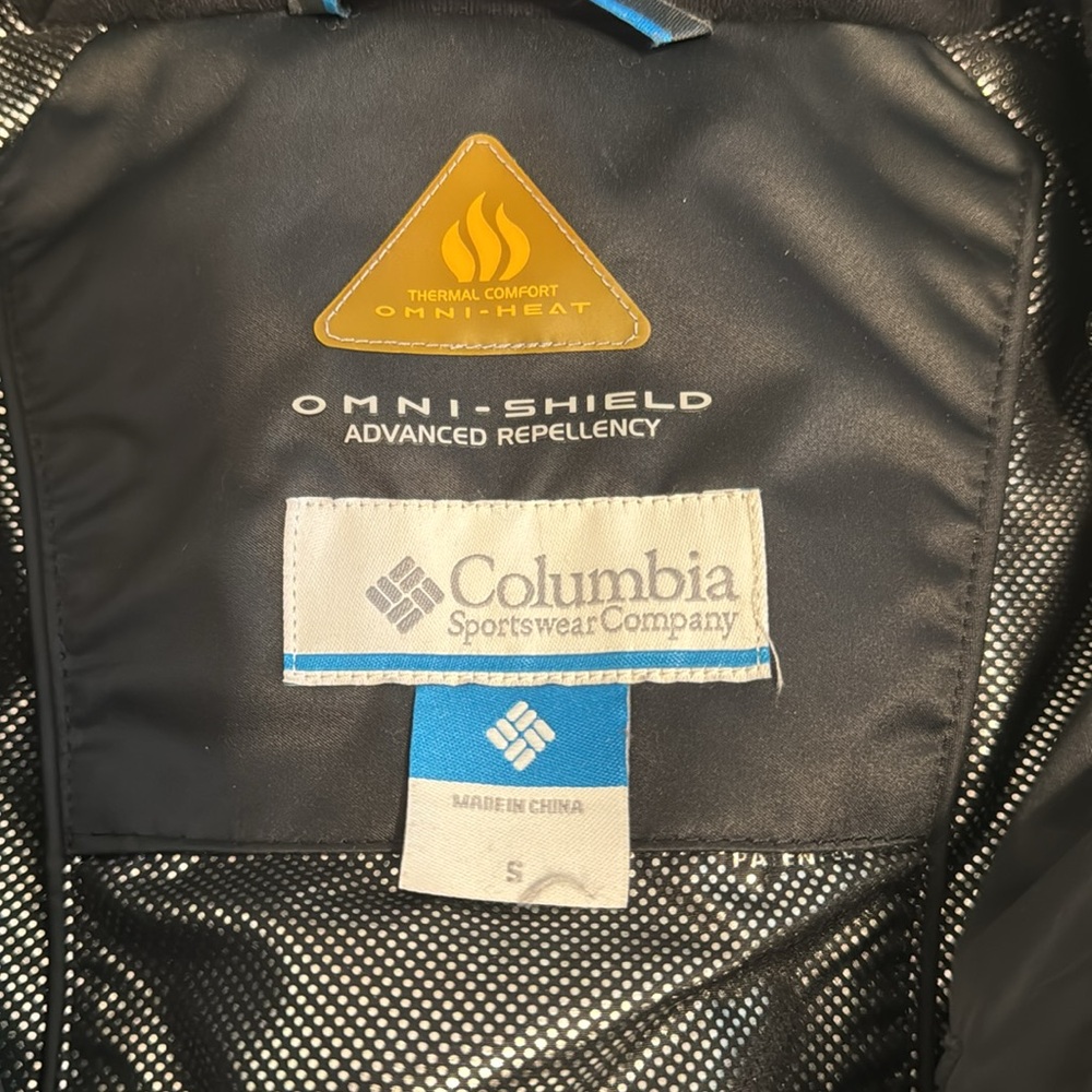 Columbia Snowboarding Jacket - Picture 2 of 6
